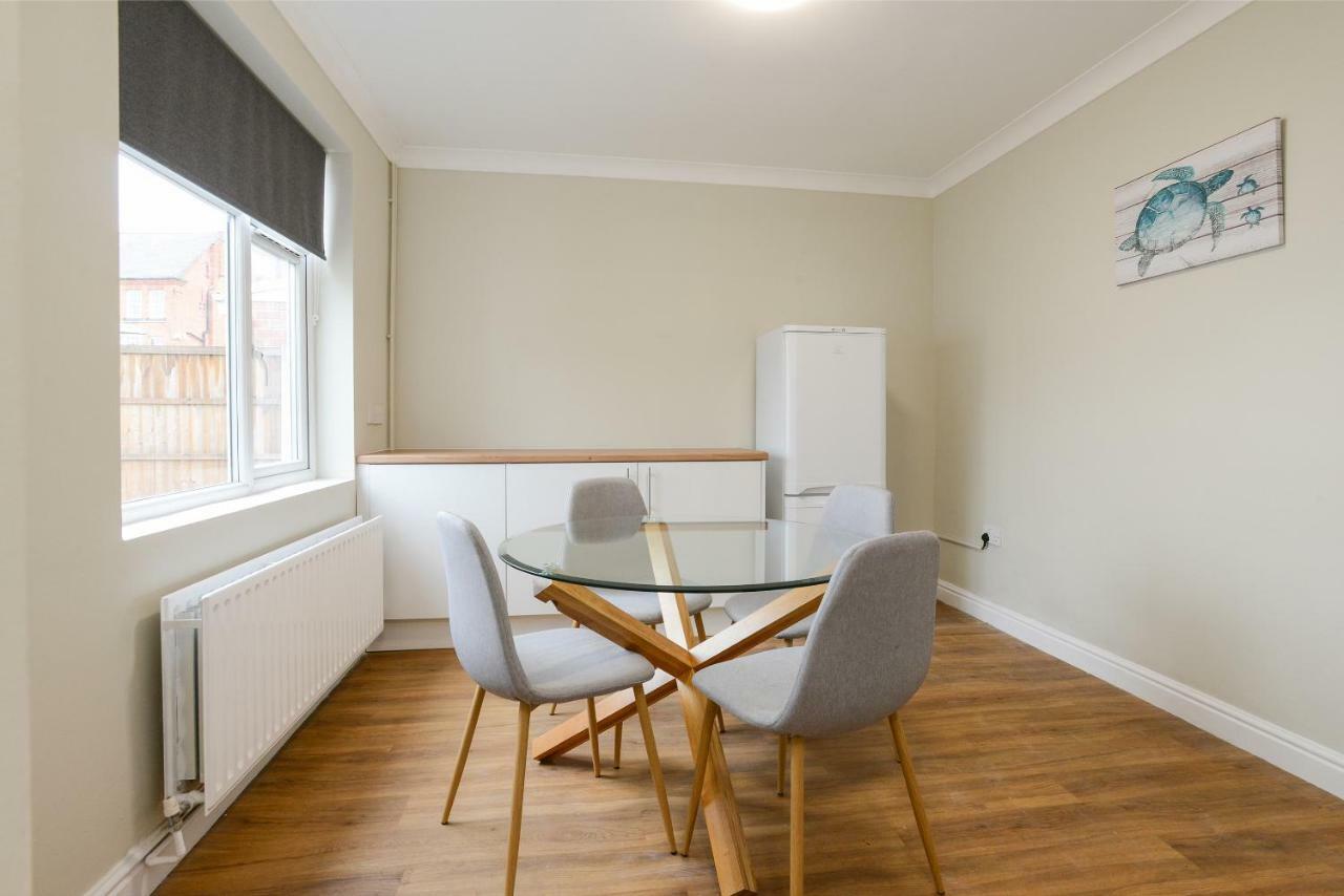 Cosy House In The Heart Of Beeston With Free Parking And Wifi Villa Nottingham Exteriör bild
