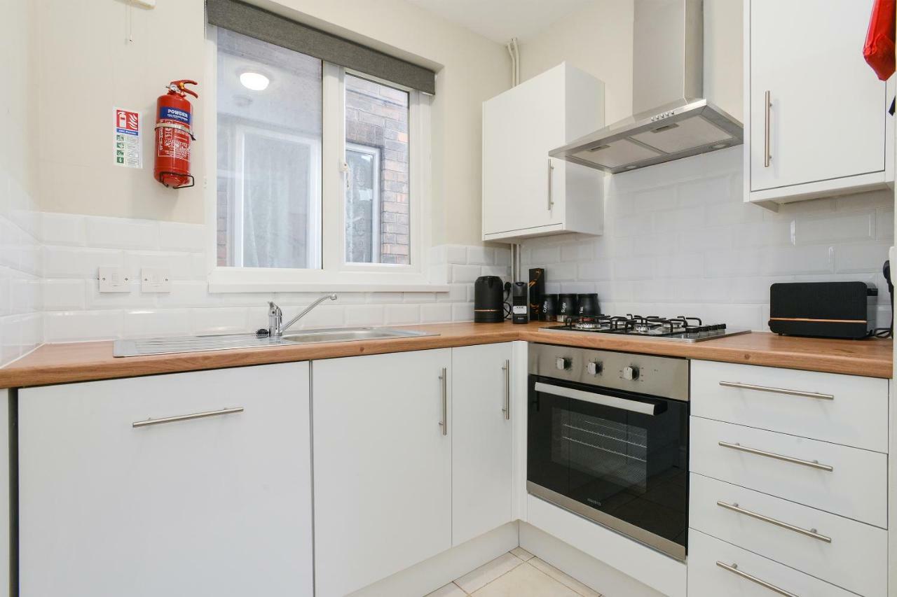 Cosy House In The Heart Of Beeston With Free Parking And Wifi Villa Nottingham Exteriör bild
